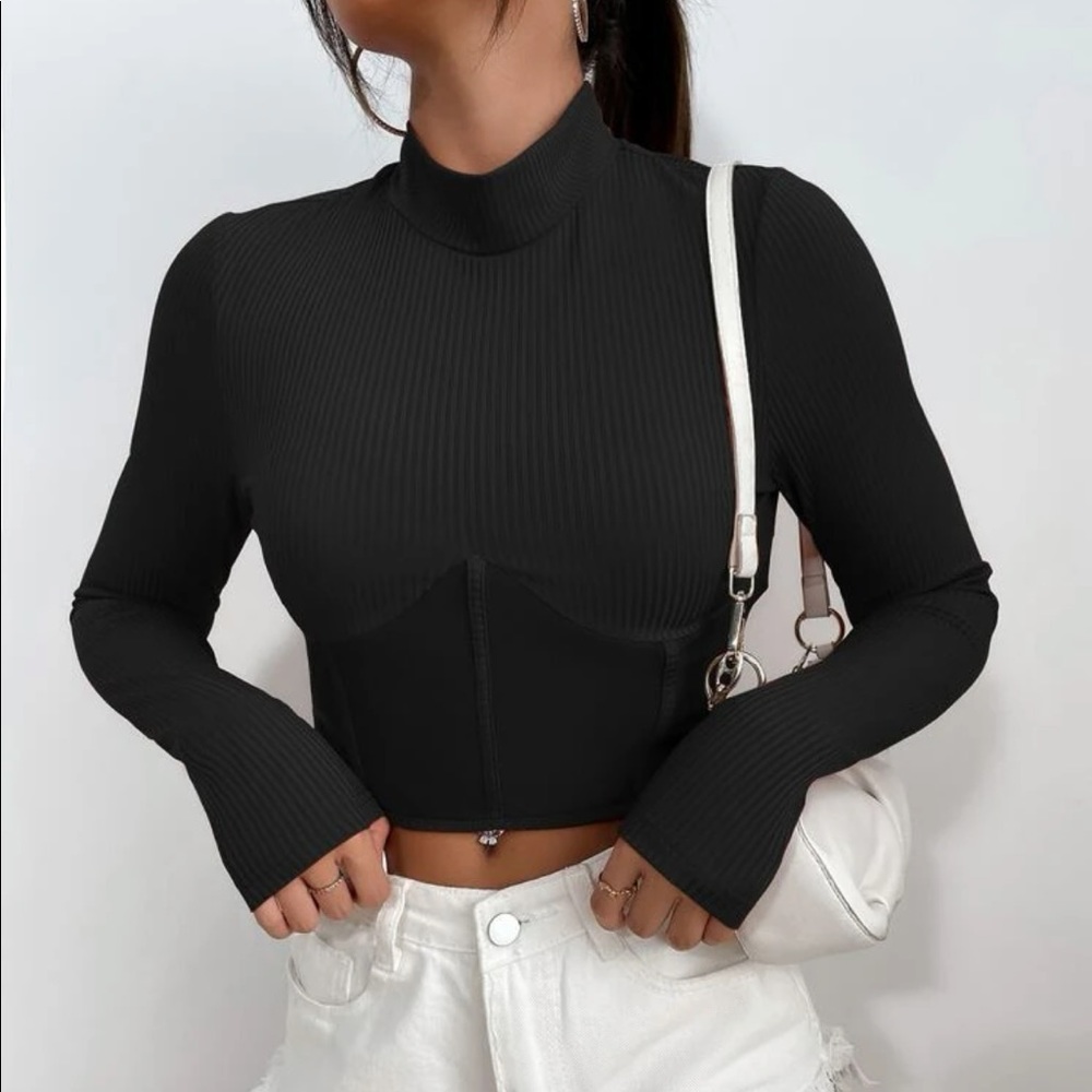 🖤NEW SHEIN Black Long Sleeve w/ Sheer Rib Cage🖤